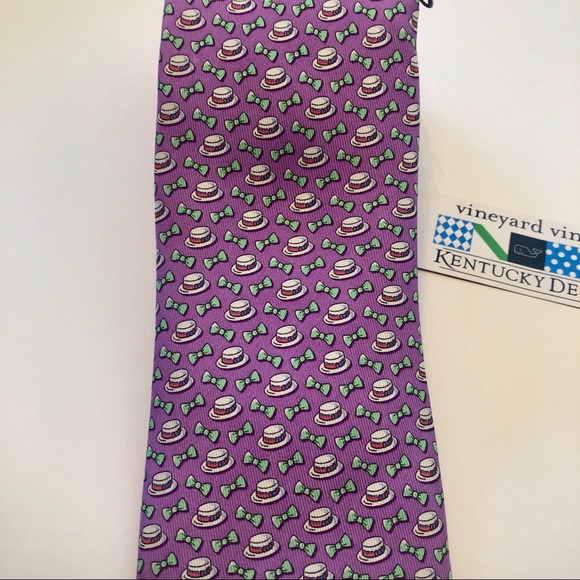 Vineyard Vines Boaters & Bowties Tie - Picture 2 of 5